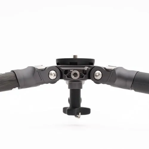 A Low-Angle Tripod Apex with Mounting Plate