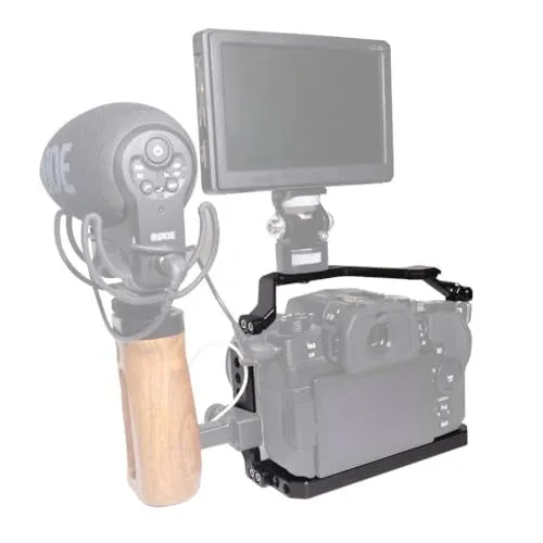 Camera Rig with Side Handle and Monitor