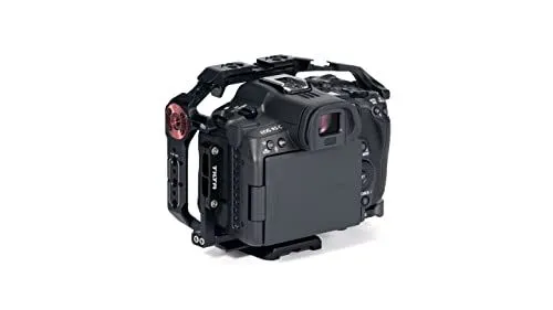 Canon EOS R5 C in Tilta Camera Cage