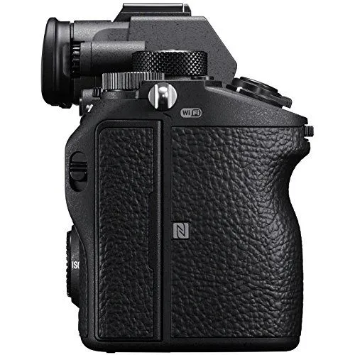 Profile view of a digital camera